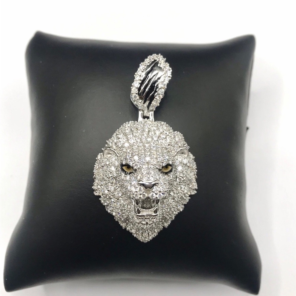 925 Sterling Silver 2.90CT MOISSANITE 3D Lion Men’s Pendant